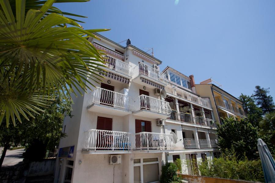 A Window On Rovinj Apartment Ngoại thất bức ảnh