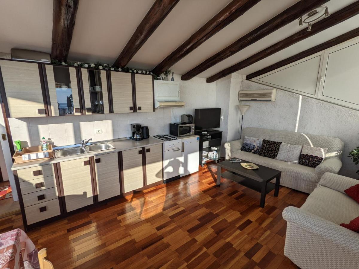 A Window On Rovinj Apartment Ngoại thất bức ảnh